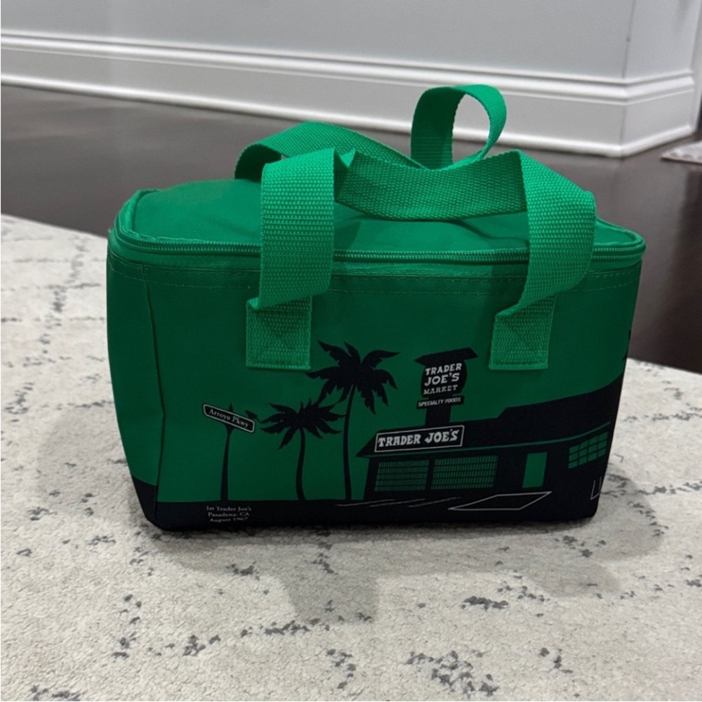 Green Trader Joe's Insulated Green Mini
Cooler Insulated Tote
Bag